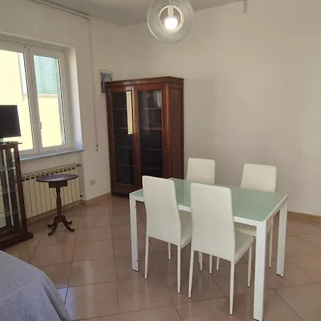 公寓 Casa Giusto 3 *